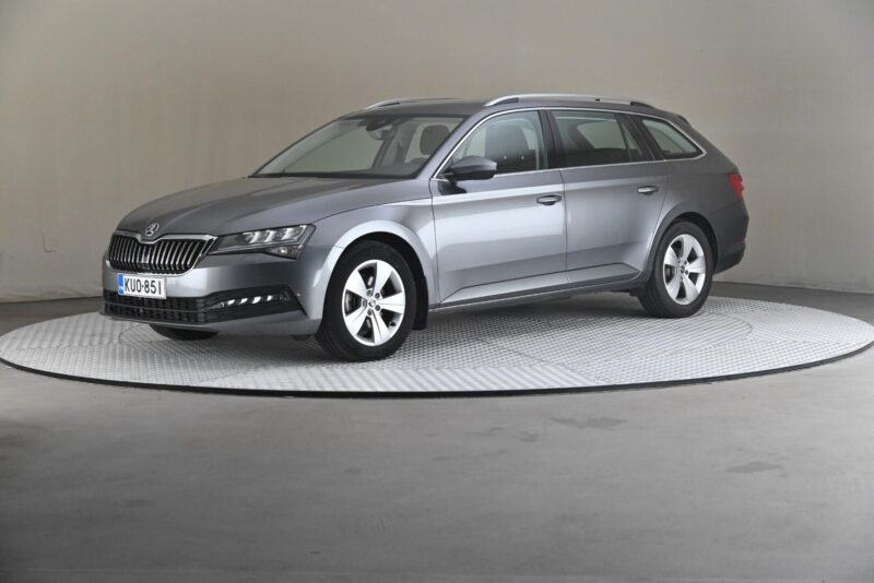 Skoda Superb – Future Drivalia Vantaa