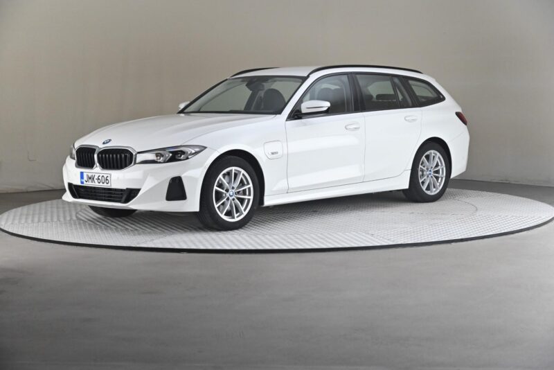 BMW 330 – Future Drivalia Vantaa