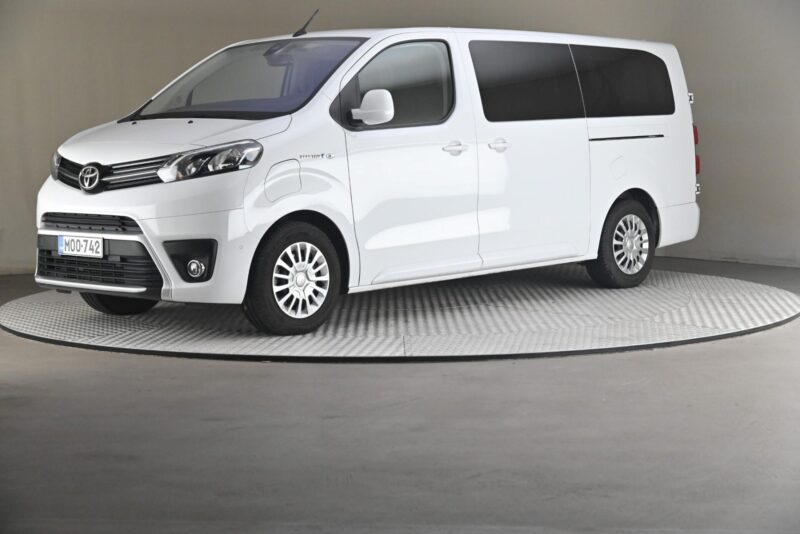 Toyota Proace Verso EV – Future Drivalia Vantaa