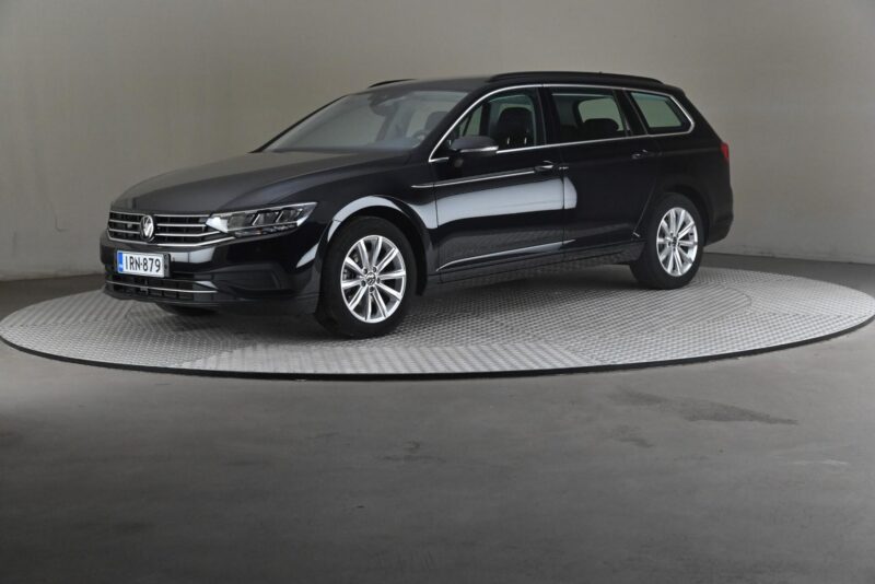 Volkswagen Passat – Future Drivalia Vantaa