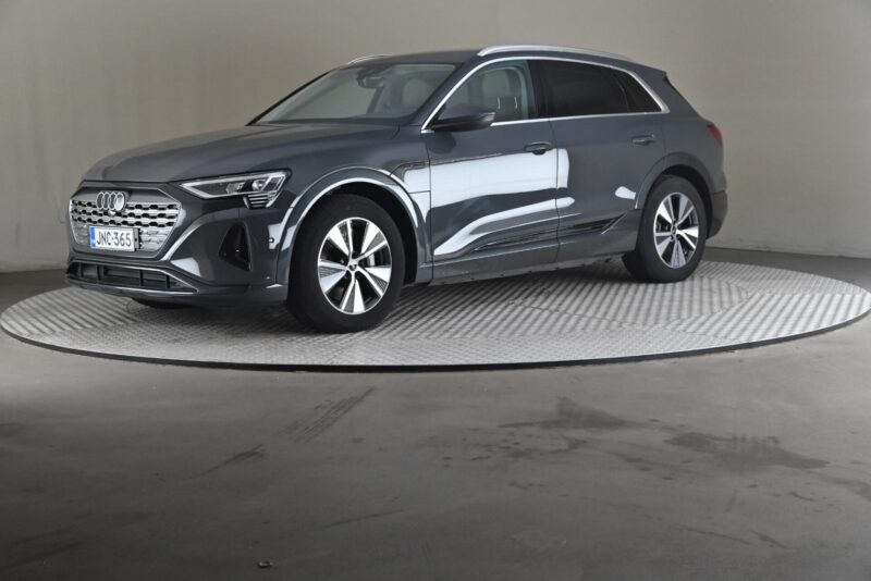 Audi Q8 e-tron – Future Drivalia Vantaa