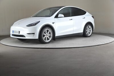 Tesla Model Y Maastoauto vm. 2022 258 kW Automaattinen
