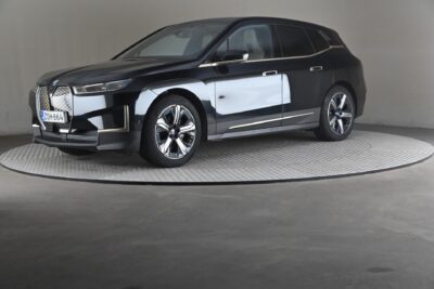 BMW iX Maastoauto vm. 2022 240 kW Automaattinen