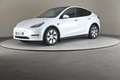 Tesla Model Y Maastoauto vm. 2023 0 kW Automaattinen