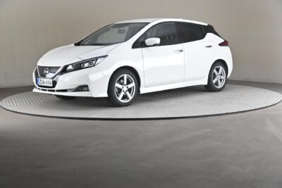 Nissan Leaf Viistoperä vm. 2022 110 kW Automaattinen