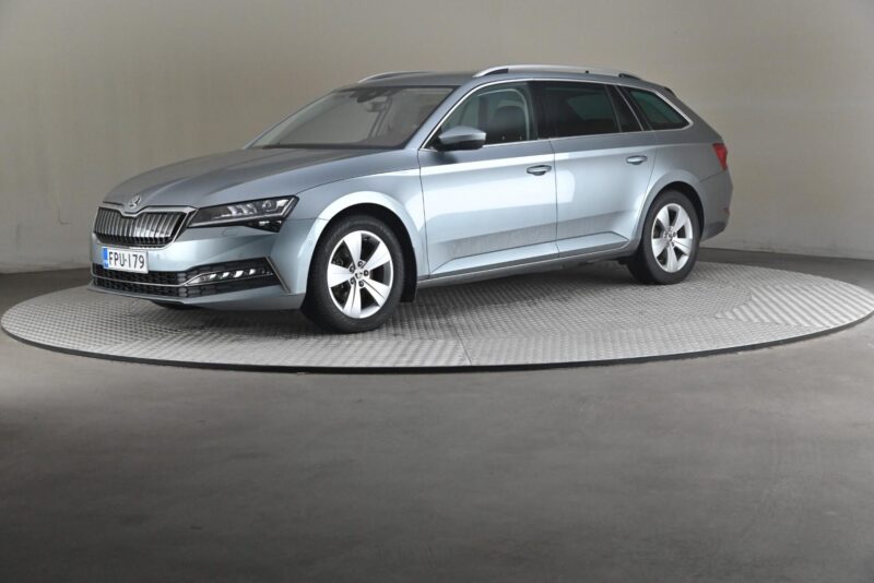 Skoda Superb – Future Drivalia Vantaa