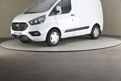 Ford Transit Custom Erillinen kuormatila vm. 2020 96 kW Käsivalintainen