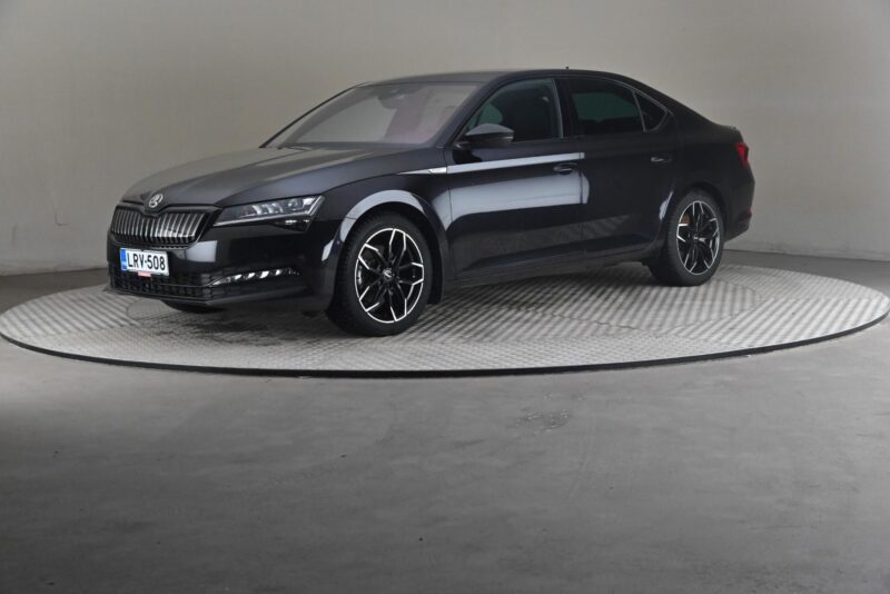 Skoda Superb – Future Drivalia Vantaa