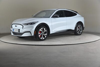 Ford Mustang Mach-E Maastoauto vm. 2022 198 kW Automaattinen