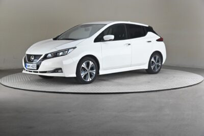 Nissan Leaf Viistoperä vm. 2022 110 kW Automaattinen