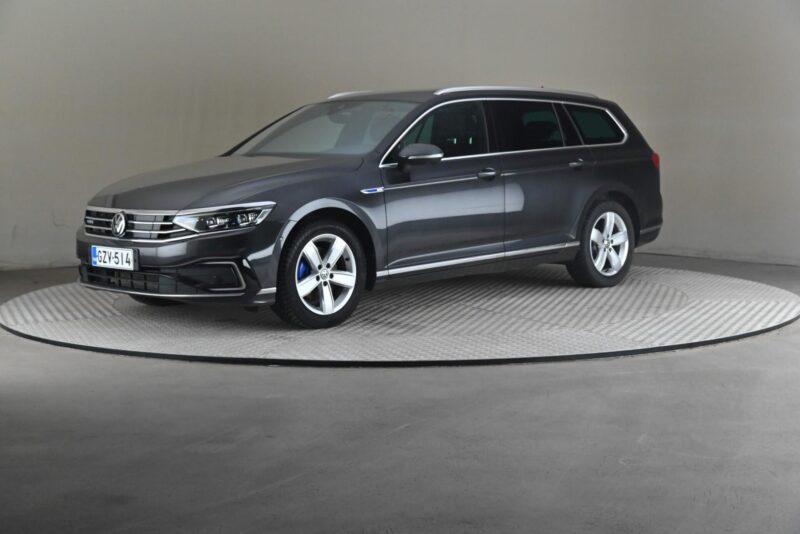 Volkswagen Passat – Future Drivalia Vantaa
