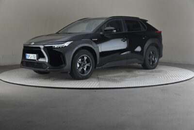 Toyota bZ4X Maastoauto vm. 2023 160 kW Automaattinen