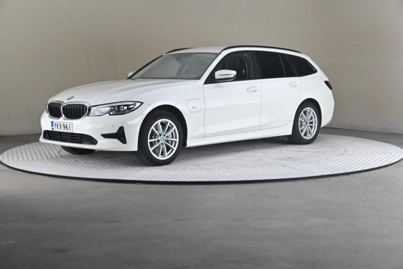 BMW 330 – Future Drivalia Vantaa