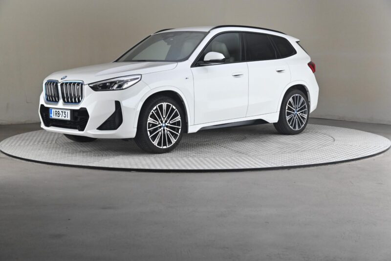 BMW iX1 – Future Drivalia Vantaa