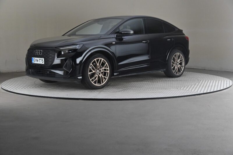 Audi Q4 e-tron – Future Drivalia Vantaa